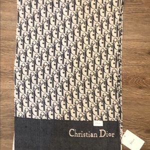 Christian Dior Oblique Bleu Marine scarf. Beautiful and so soft! Still has tags!